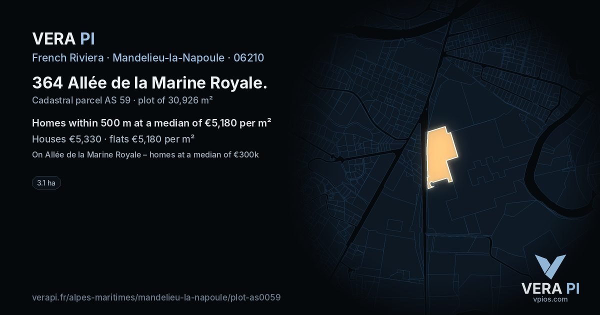 364 Allée de la Marine Royale, Mandelieu-la-Napoule at night – the plot lit, the parcels around coloured by the prices near them