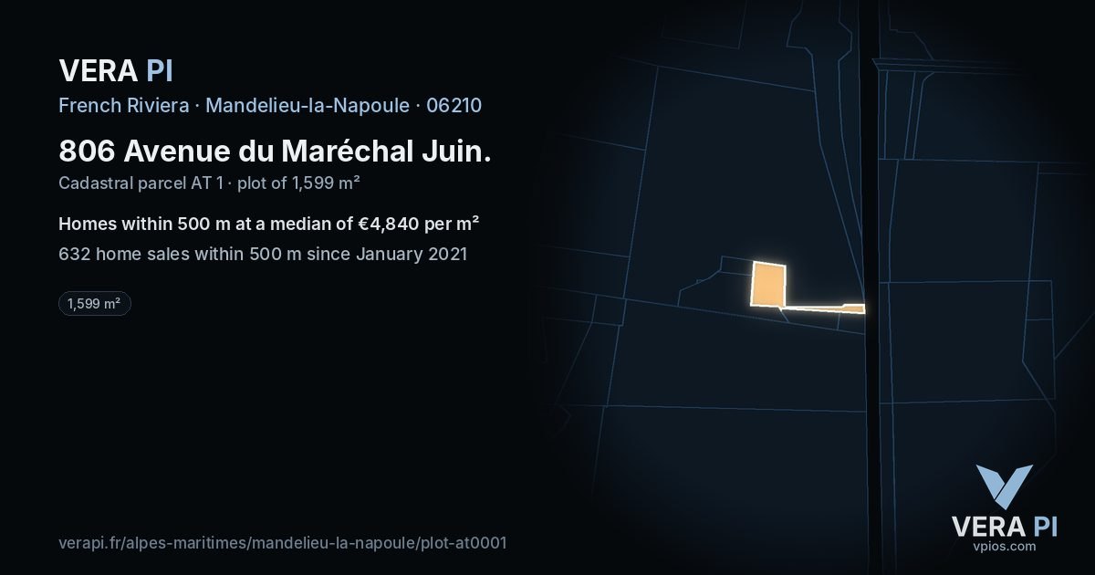 806 Avenue du Maréchal Juin, Mandelieu-la-Napoule at night – the plot lit, the parcels around coloured by the prices near them
