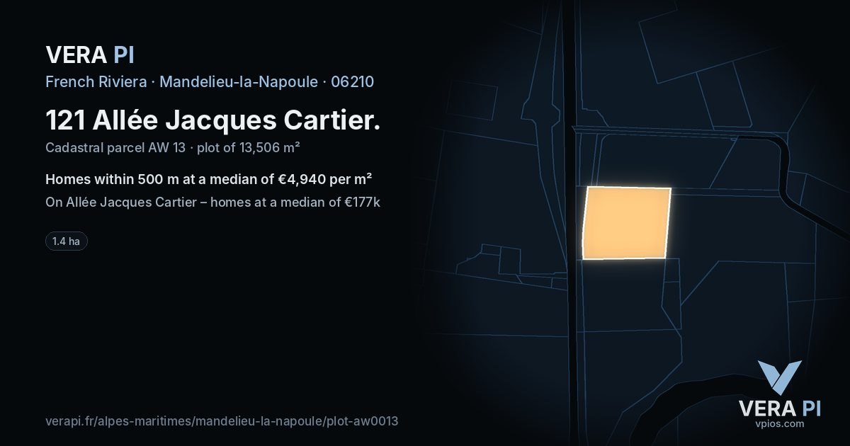 121 Allée Jacques Cartier, Mandelieu-la-Napoule at night – the plot lit, the parcels around coloured by the prices near them