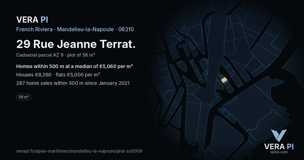 29 Rue Jeanne Terrat, Mandelieu-la-Napoule at night – the plot lit, the parcels around coloured by the prices near them