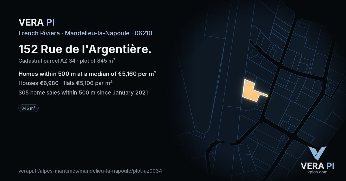 152 Rue de l'Argentière, Mandelieu-la-Napoule at night – the plot lit, the parcels around coloured by the prices near them