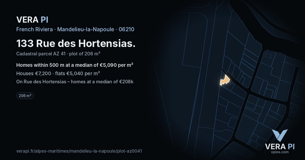 133 Rue des Hortensias, Mandelieu-la-Napoule at night – the plot lit, the parcels around coloured by the prices near them