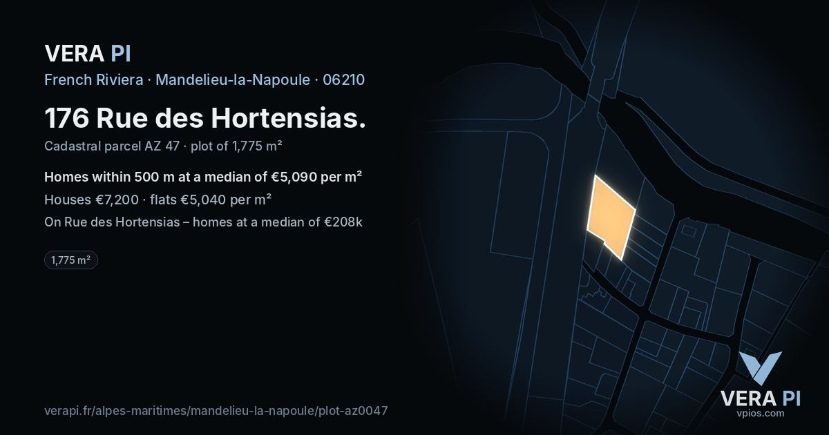 176 Rue des Hortensias, Mandelieu-la-Napoule at night – the plot lit, the parcels around coloured by the prices near them