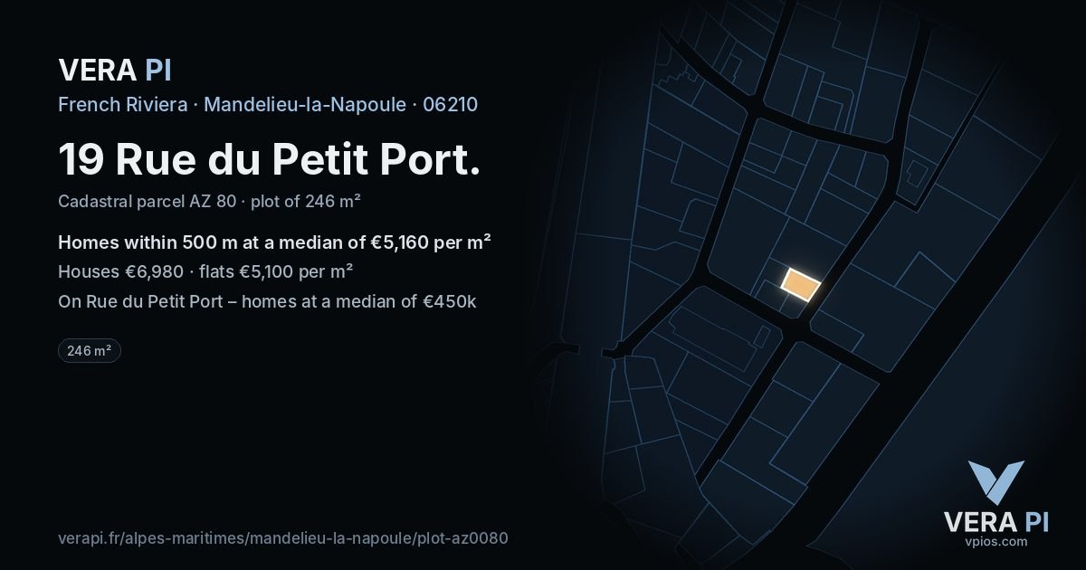 19 Rue du Petit Port, Mandelieu-la-Napoule at night – the plot lit, the parcels around coloured by the prices near them