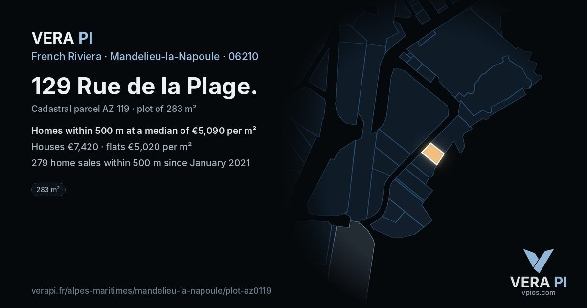 129 Rue de la Plage, Mandelieu-la-Napoule at night – the plot lit, the parcels around coloured by the prices near them
