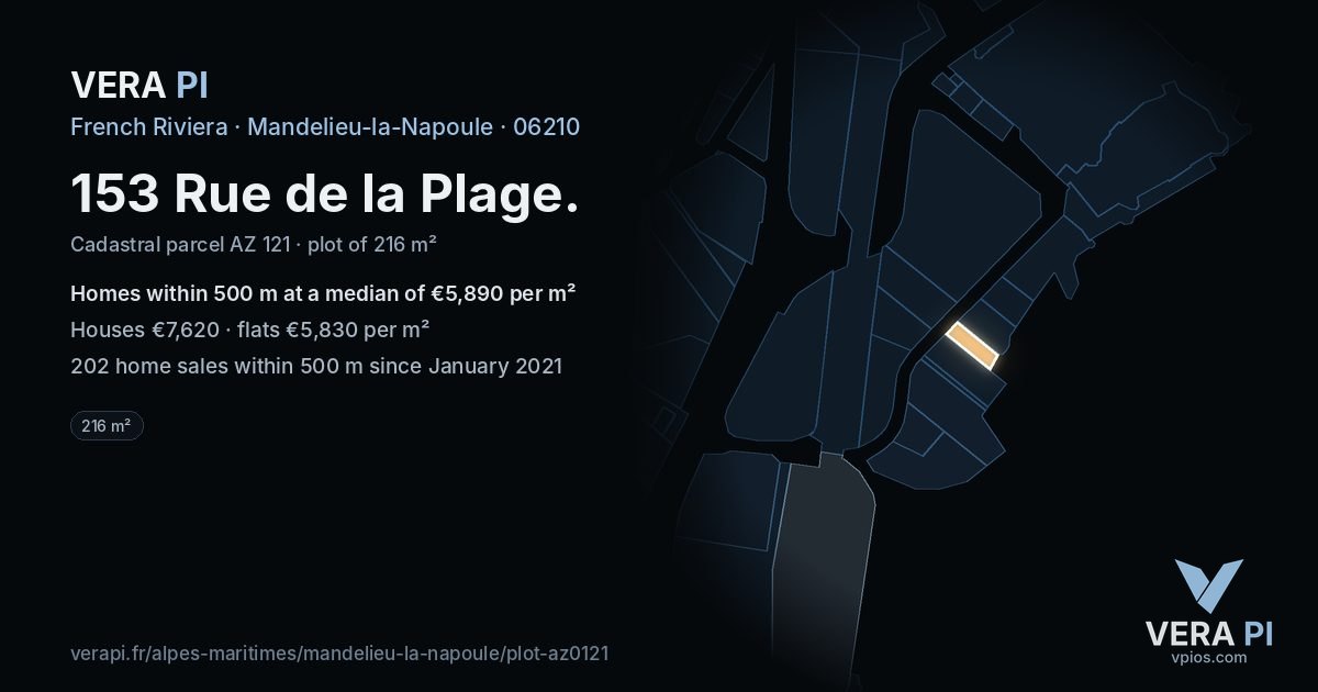 153 Rue de la Plage, Mandelieu-la-Napoule at night – the plot lit, the parcels around coloured by the prices near them