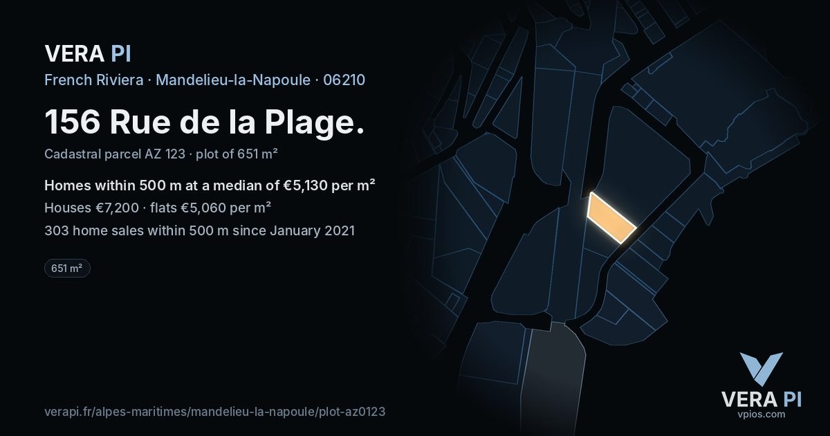 156 Rue de la Plage, Mandelieu-la-Napoule at night – the plot lit, the parcels around coloured by the prices near them