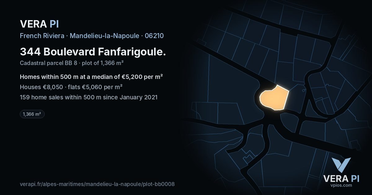 344 Boulevard Fanfarigoule, Mandelieu-la-Napoule at night – the plot lit, the parcels around coloured by the prices near them
