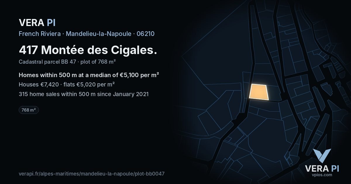 417 Montée des Cigales, Mandelieu-la-Napoule at night – the plot lit, the parcels around coloured by the prices near them