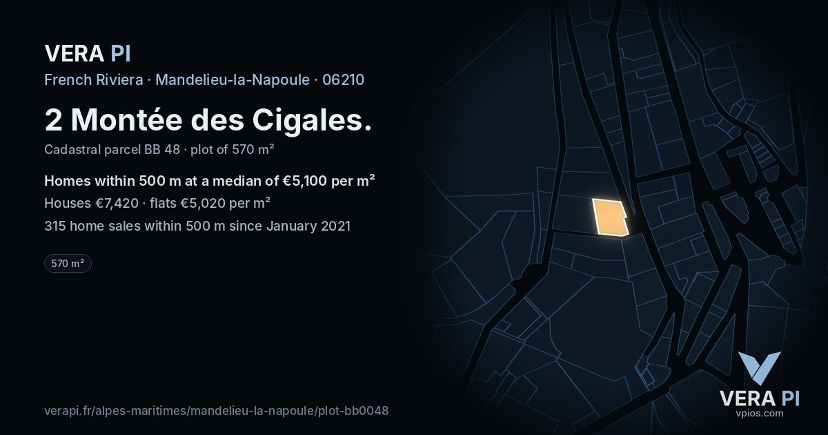 2 Montée des Cigales, Mandelieu-la-Napoule at night – the plot lit, the parcels around coloured by the prices near them