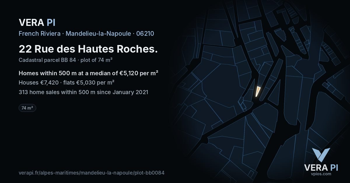 22 Rue des Hautes Roches, Mandelieu-la-Napoule at night – the plot lit, the parcels around coloured by the prices near them