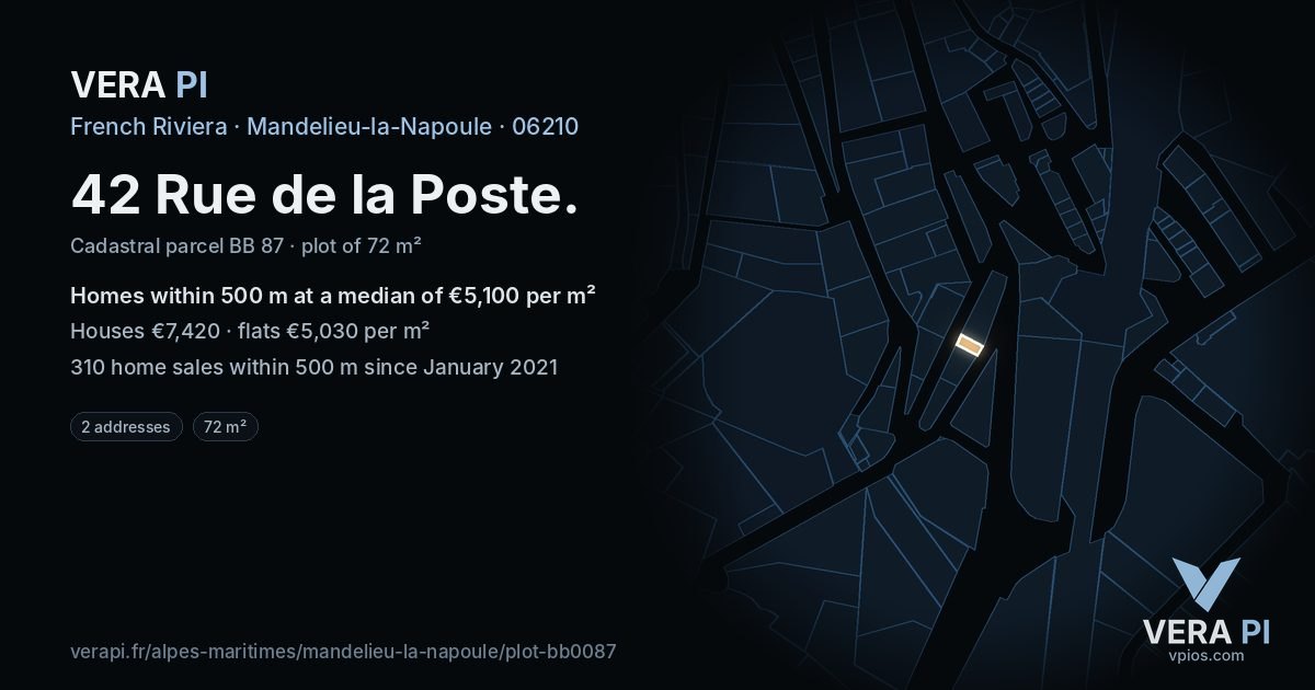 42 Rue de la Poste, Mandelieu-la-Napoule at night – the plot lit, the parcels around coloured by the prices near them