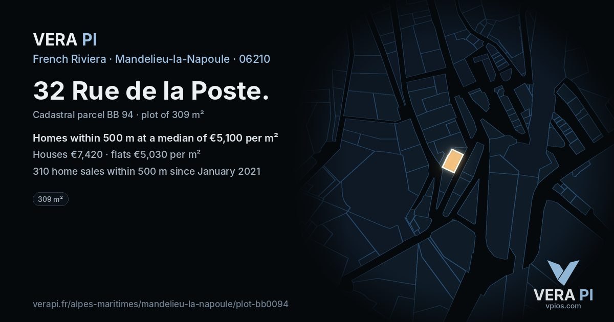 32 Rue de la Poste, Mandelieu-la-Napoule at night – the plot lit, the parcels around coloured by the prices near them