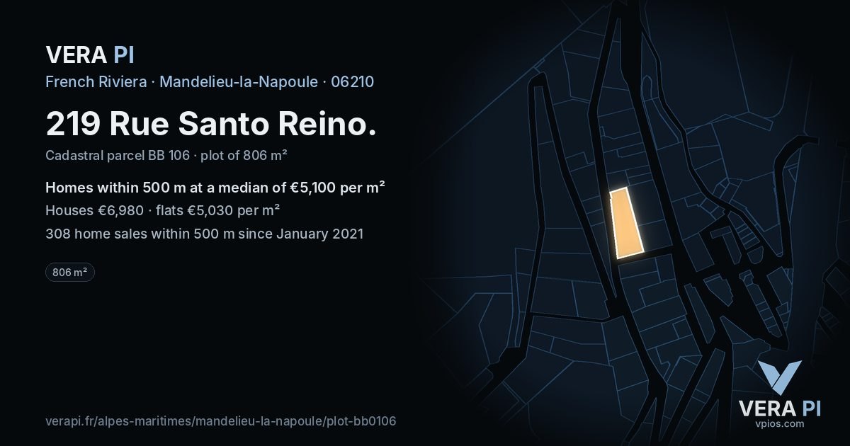 219 Rue Santo Reino, Mandelieu-la-Napoule at night – the plot lit, the parcels around coloured by the prices near them