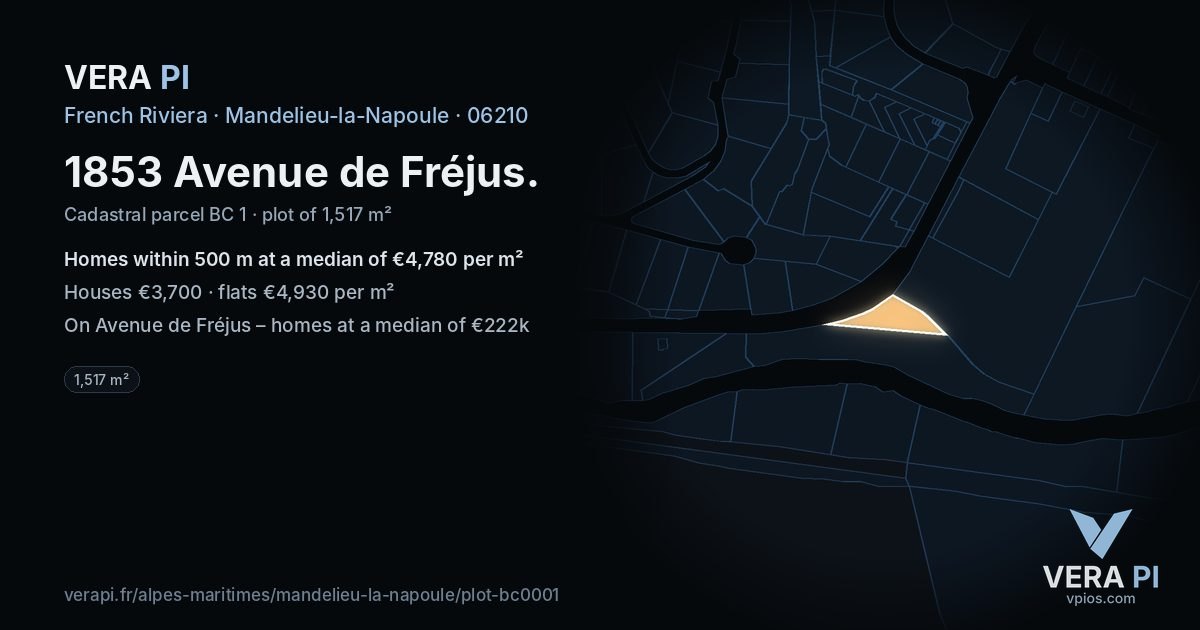 1853 Avenue de Fréjus, Mandelieu-la-Napoule at night – the plot lit, the parcels around coloured by the prices near them