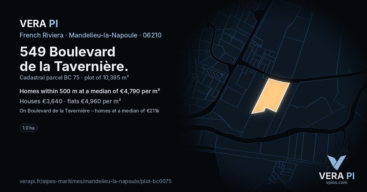 549 Boulevard de la Tavernière, Mandelieu-la-Napoule at night – the plot lit, the parcels around coloured by the prices near them