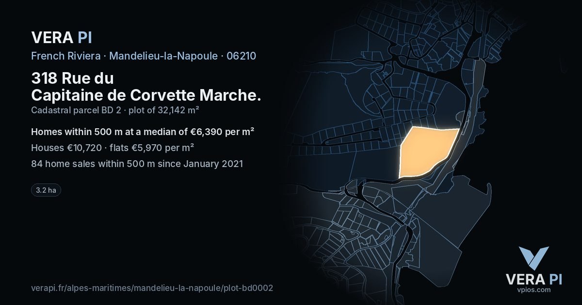 318 Rue du Capitaine de Corvette Marche, Mandelieu-la-Napoule at night – the plot lit, the parcels around coloured by the prices near them