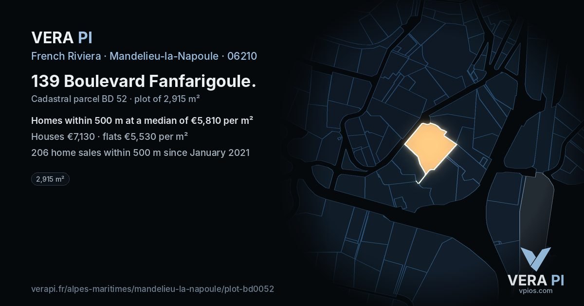 139 Boulevard Fanfarigoule, Mandelieu-la-Napoule at night – the plot lit, the parcels around coloured by the prices near them
