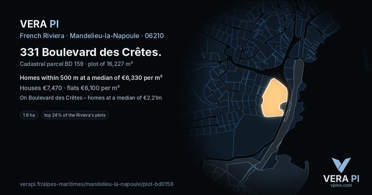 331 Boulevard des Crêtes, Mandelieu-la-Napoule at night – the plot lit, the parcels around coloured by the prices near them