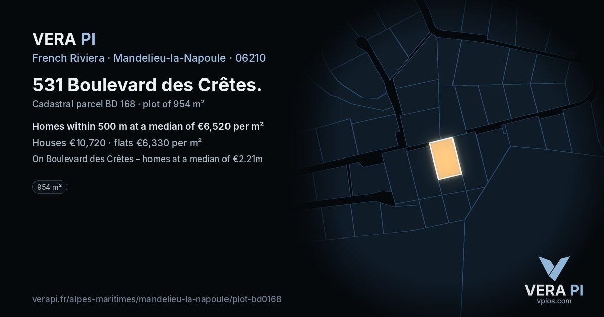 531 Boulevard des Crêtes, Mandelieu-la-Napoule at night – the plot lit, the parcels around coloured by the prices near them