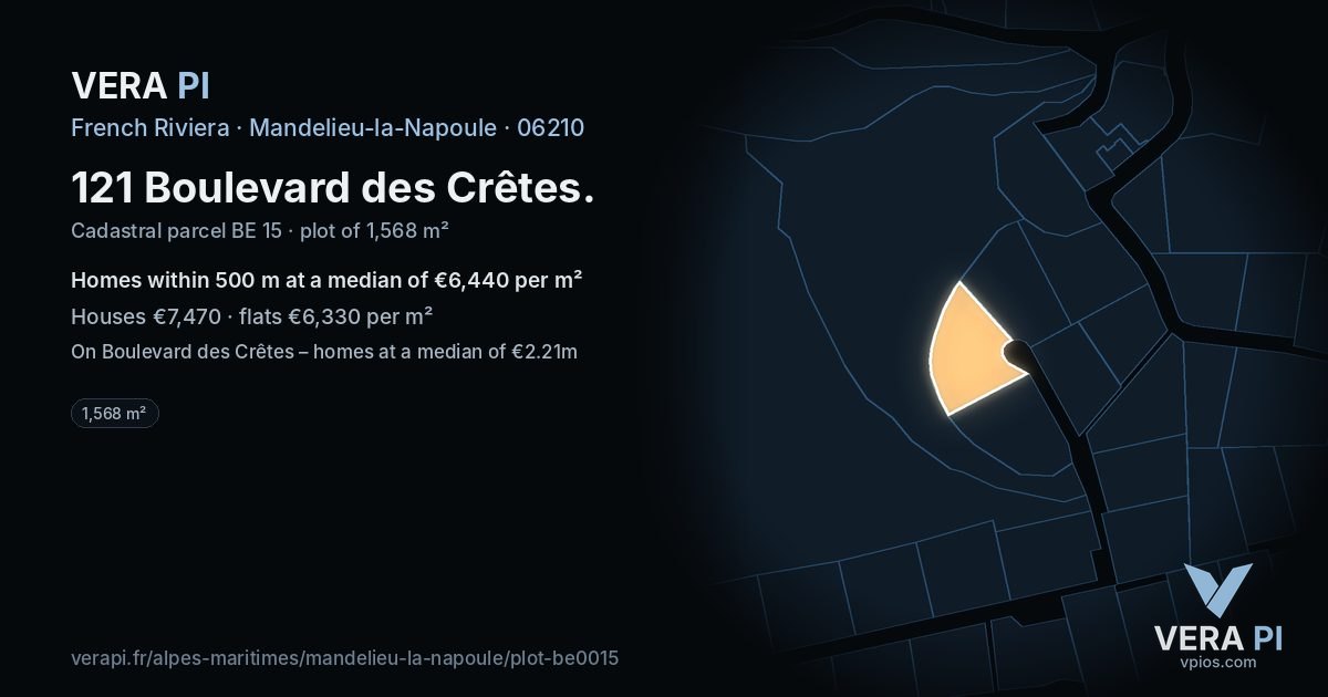 121 Boulevard des Crêtes, Mandelieu-la-Napoule at night – the plot lit, the parcels around coloured by the prices near them
