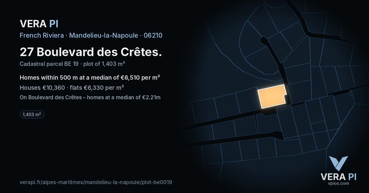 27 Boulevard des Crêtes, Mandelieu-la-Napoule at night – the plot lit, the parcels around coloured by the prices near them