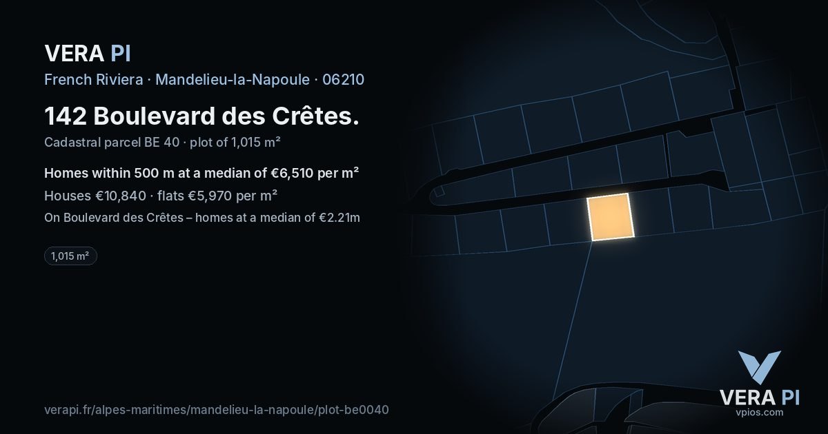 142 Boulevard des Crêtes, Mandelieu-la-Napoule at night – the plot lit, the parcels around coloured by the prices near them