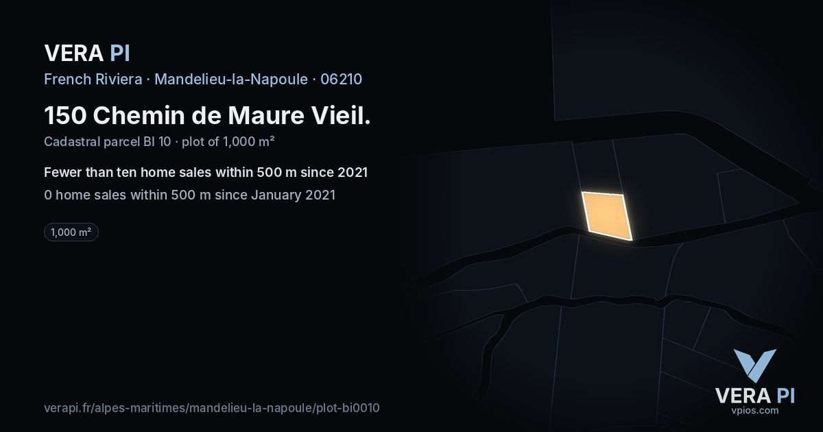 150 Chemin de Maure Vieil, Mandelieu-la-Napoule at night – the plot lit, the parcels around coloured by the prices near them