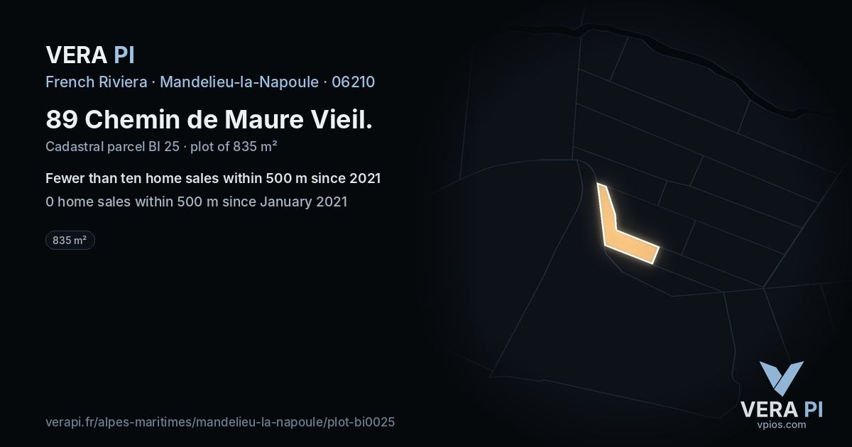 89 Chemin de Maure Vieil, Mandelieu-la-Napoule at night – the plot lit, the parcels around coloured by the prices near them