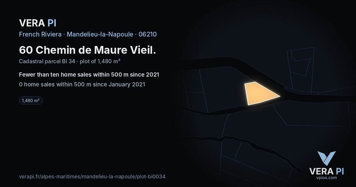 60 Chemin de Maure Vieil, Mandelieu-la-Napoule at night – the plot lit, the parcels around coloured by the prices near them