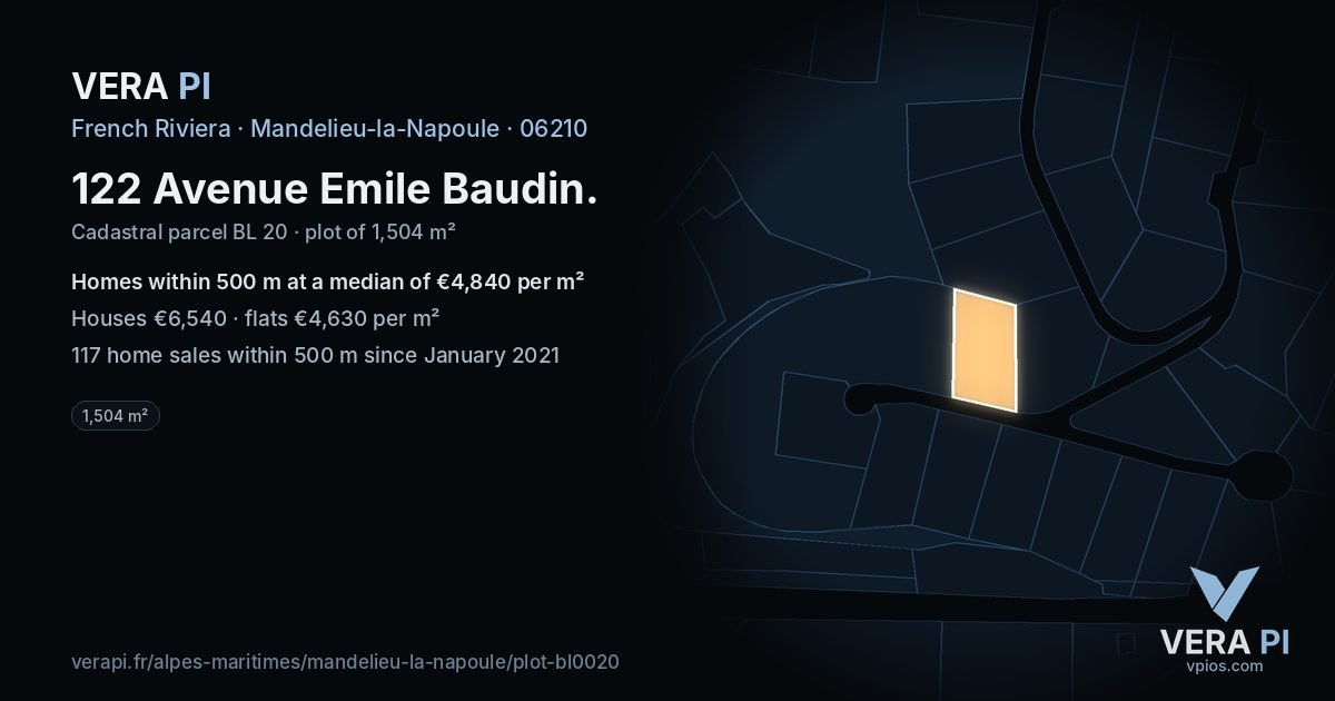 122 Avenue Emile Baudin, Mandelieu-la-Napoule at night – the plot lit, the parcels around coloured by the prices near them