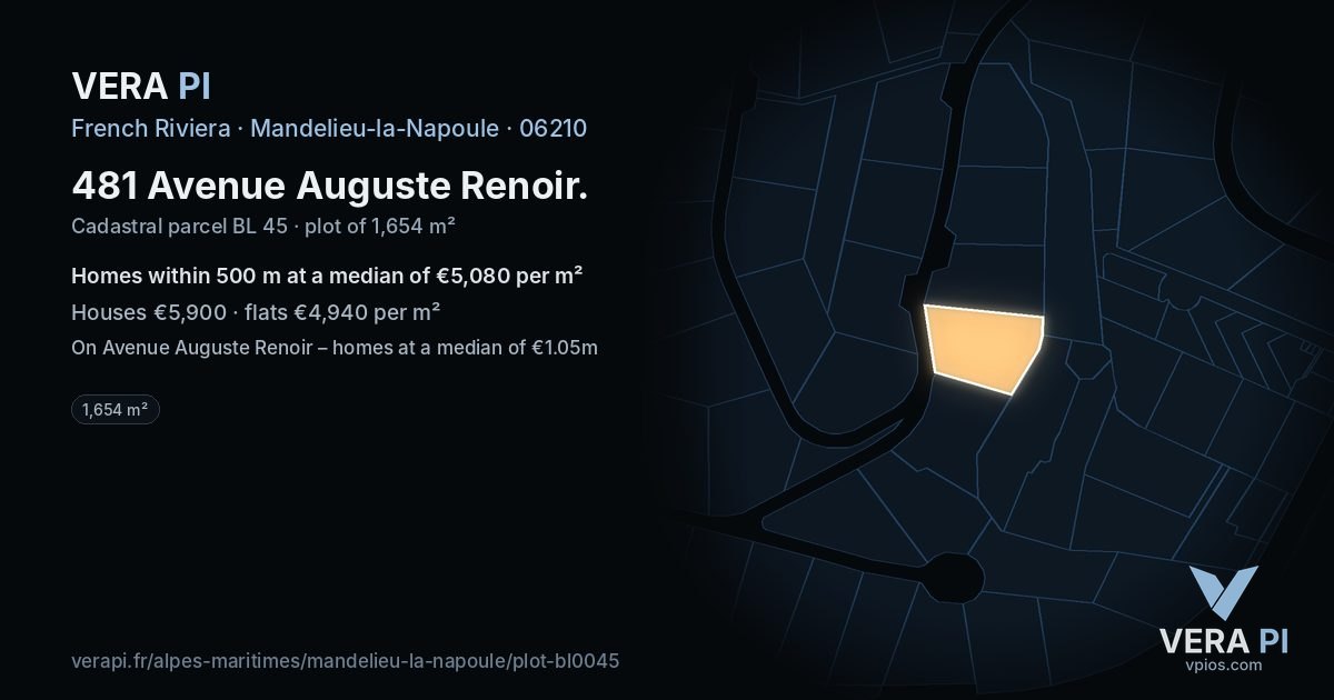 481 Avenue Auguste Renoir, Mandelieu-la-Napoule at night – the plot lit, the parcels around coloured by the prices near them