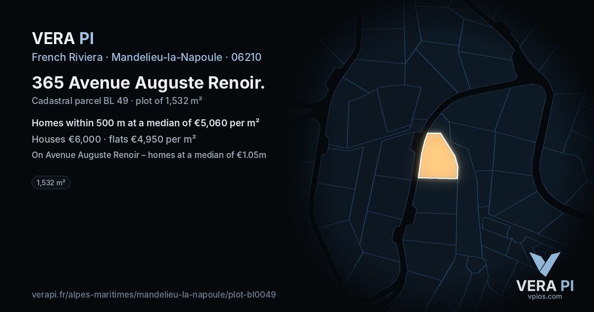 365 Avenue Auguste Renoir, Mandelieu-la-Napoule at night – the plot lit, the parcels around coloured by the prices near them
