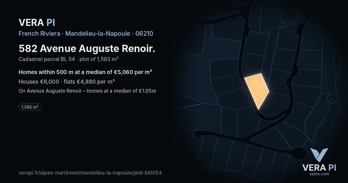 582 Avenue Auguste Renoir, Mandelieu-la-Napoule at night – the plot lit, the parcels around coloured by the prices near them