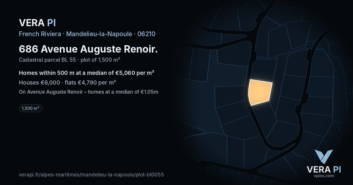 686 Avenue Auguste Renoir, Mandelieu-la-Napoule at night – the plot lit, the parcels around coloured by the prices near them