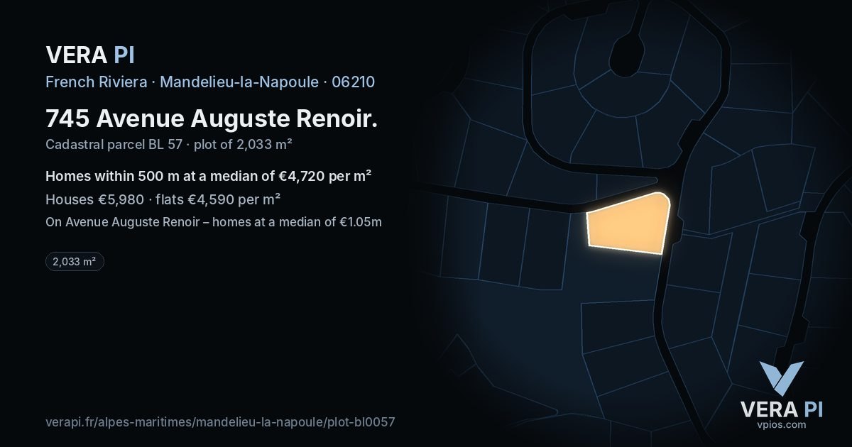 745 Avenue Auguste Renoir, Mandelieu-la-Napoule at night – the plot lit, the parcels around coloured by the prices near them
