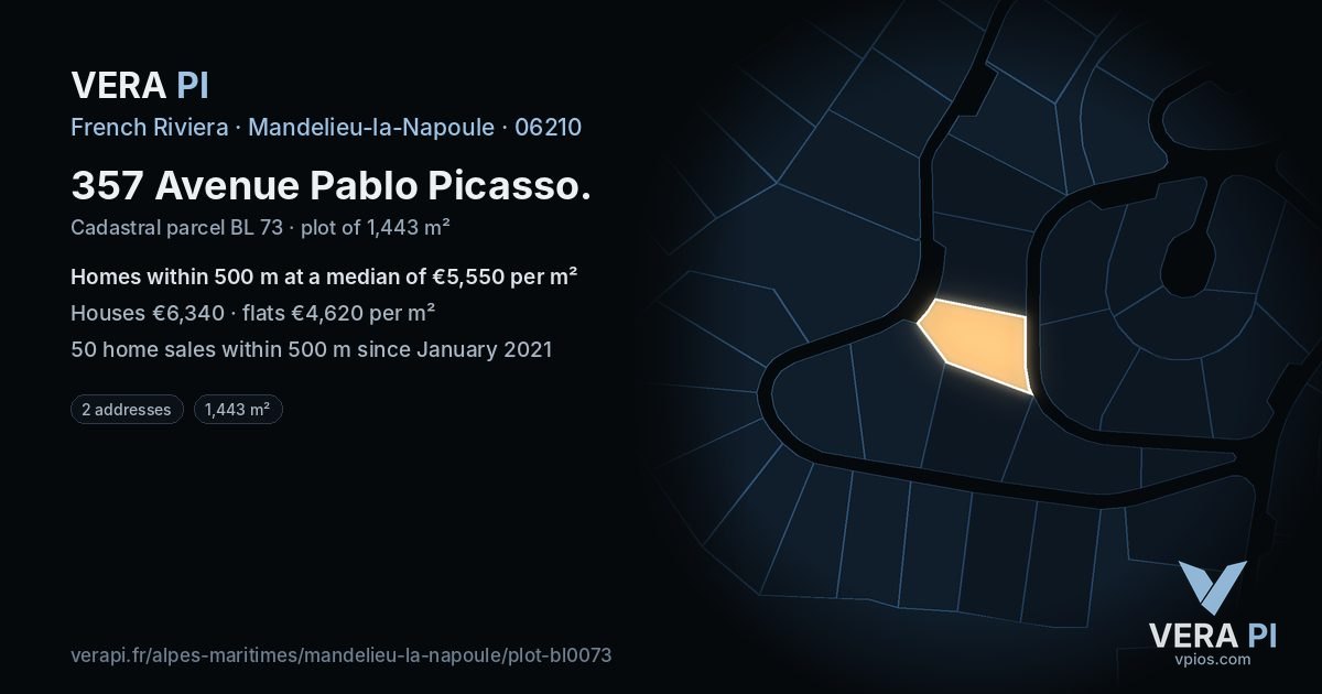357 Avenue Pablo Picasso, Mandelieu-la-Napoule at night – the plot lit, the parcels around coloured by the prices near them
