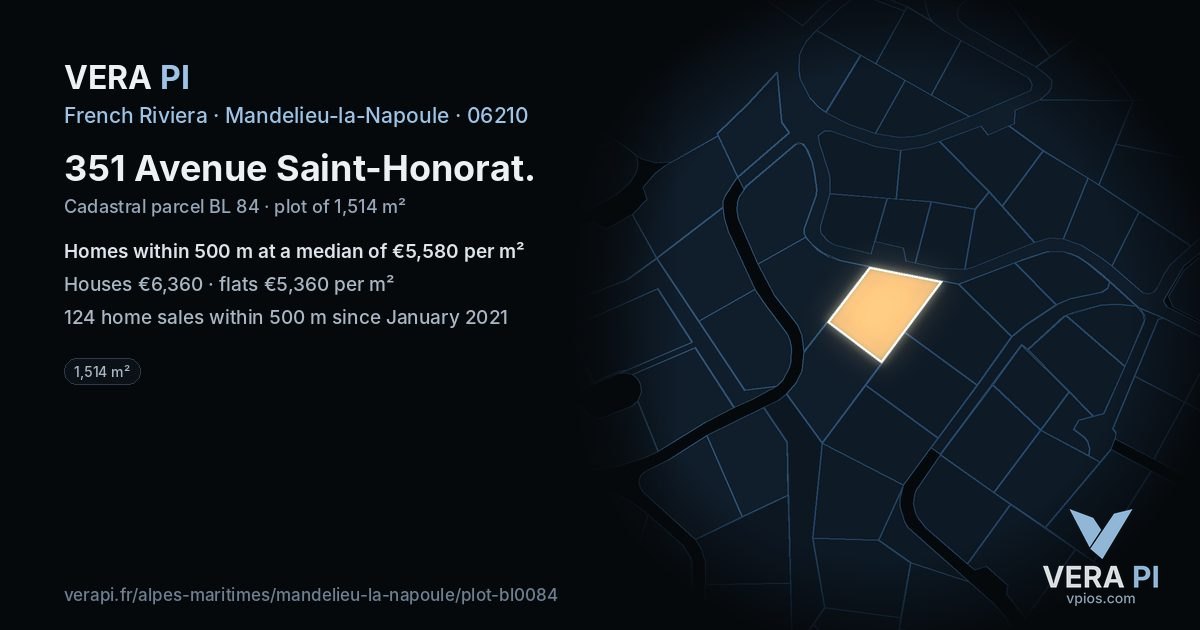 351 Avenue Saint-Honorat, Mandelieu-la-Napoule at night – the plot lit, the parcels around coloured by the prices near them
