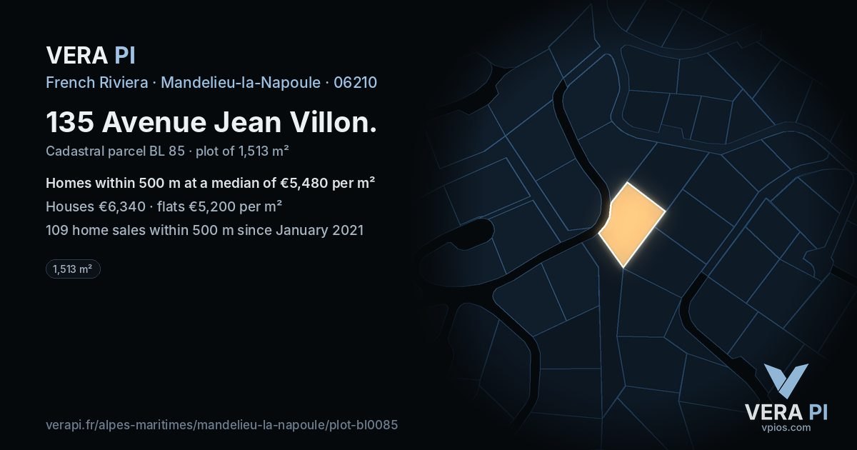 135 Avenue Jean Villon, Mandelieu-la-Napoule at night – the plot lit, the parcels around coloured by the prices near them