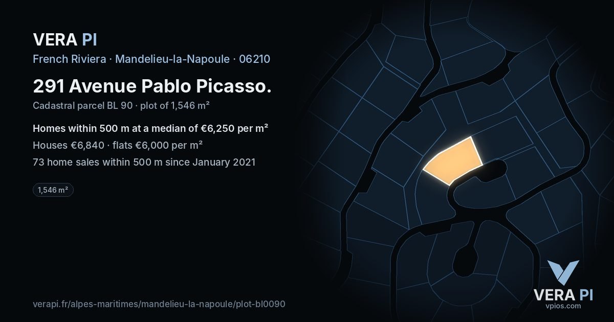 291 Avenue Pablo Picasso, Mandelieu-la-Napoule at night – the plot lit, the parcels around coloured by the prices near them
