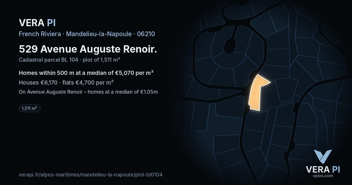 529 Avenue Auguste Renoir, Mandelieu-la-Napoule at night – the plot lit, the parcels around coloured by the prices near them