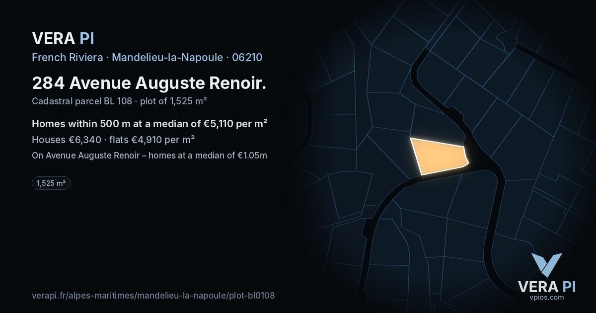 284 Avenue Auguste Renoir, Mandelieu-la-Napoule at night – the plot lit, the parcels around coloured by the prices near them