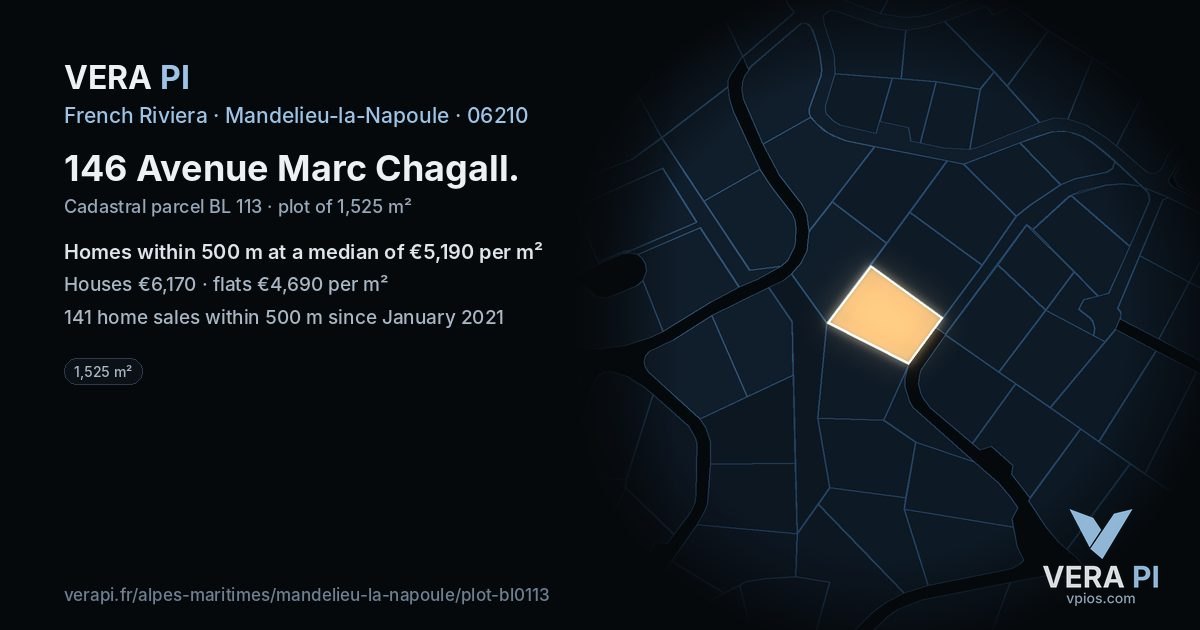 146 Avenue Marc Chagall, Mandelieu-la-Napoule at night – the plot lit, the parcels around coloured by the prices near them