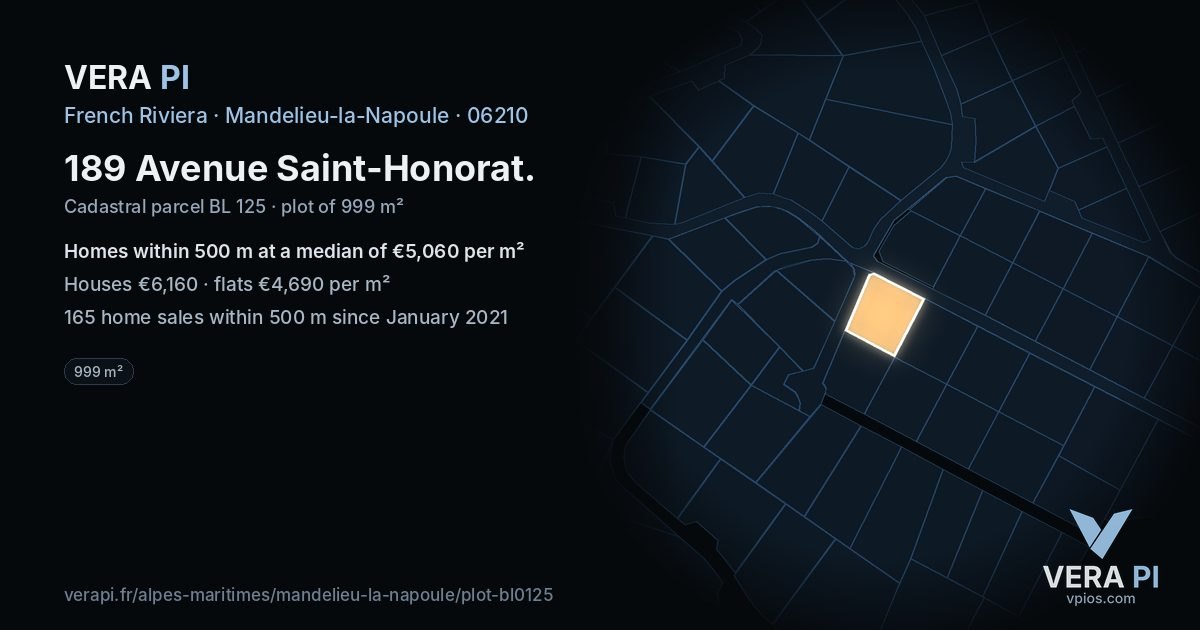 189 Avenue Saint-Honorat, Mandelieu-la-Napoule at night – the plot lit, the parcels around coloured by the prices near them