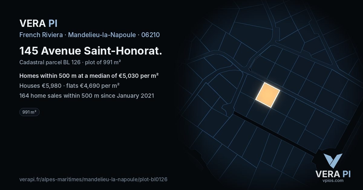 145 Avenue Saint-Honorat, Mandelieu-la-Napoule at night – the plot lit, the parcels around coloured by the prices near them