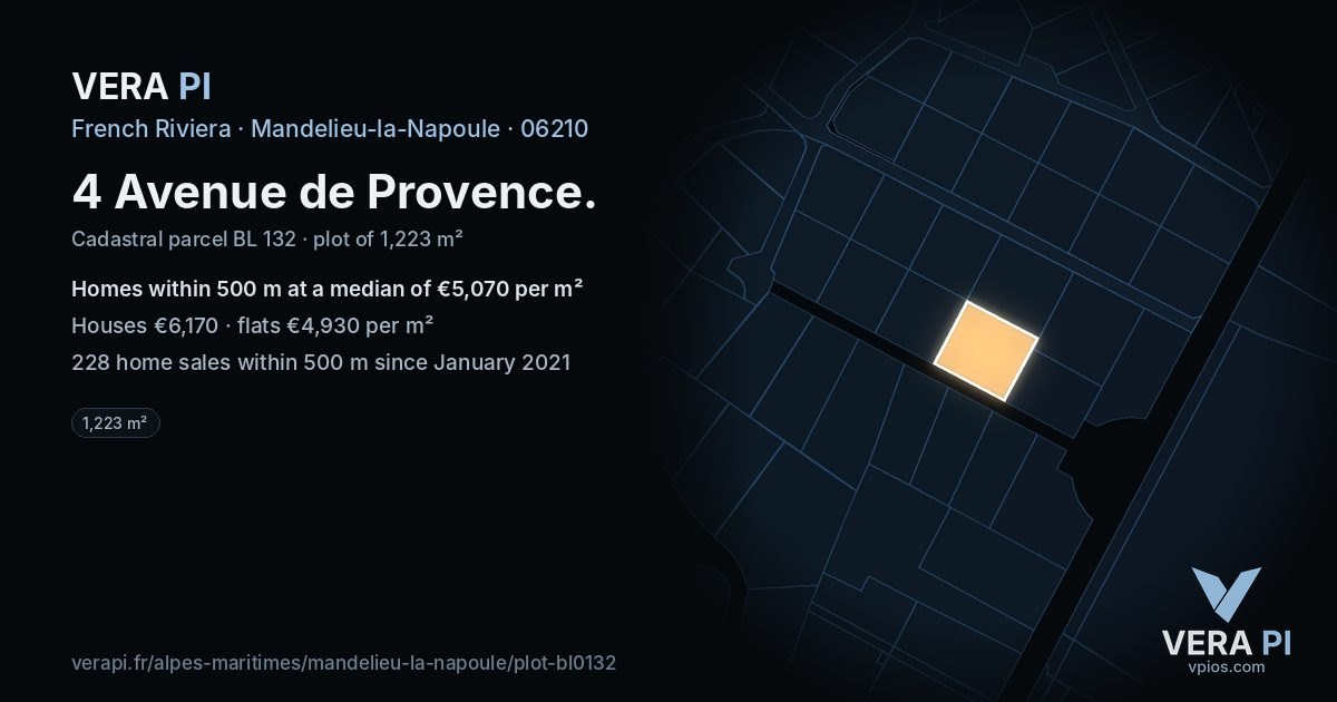 4 Avenue de Provence, Mandelieu-la-Napoule at night – the plot lit, the parcels around coloured by the prices near them