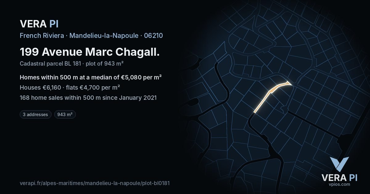 199 Avenue Marc Chagall, Mandelieu-la-Napoule at night – the plot lit, the parcels around coloured by the prices near them