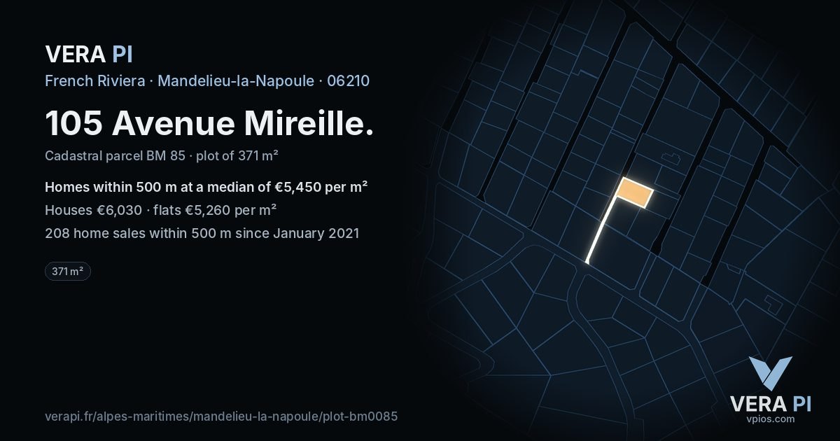 105 Avenue Mireille, Mandelieu-la-Napoule at night – the plot lit, the parcels around coloured by the prices near them
