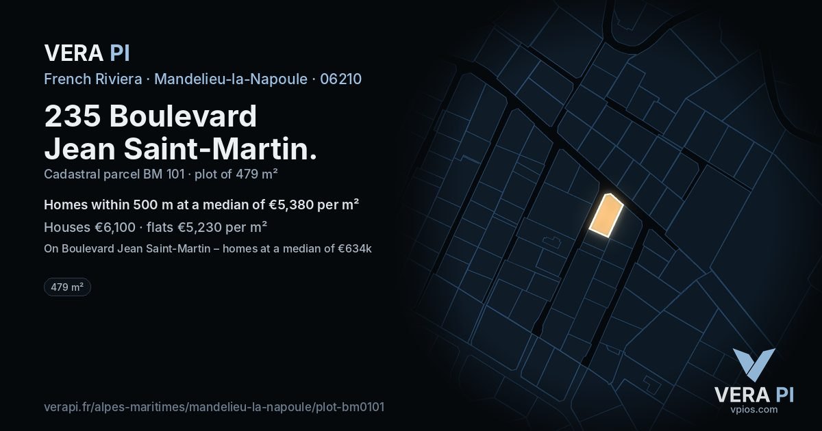 235 Boulevard Jean Saint-Martin, Mandelieu-la-Napoule at night – the plot lit, the parcels around coloured by the prices near them