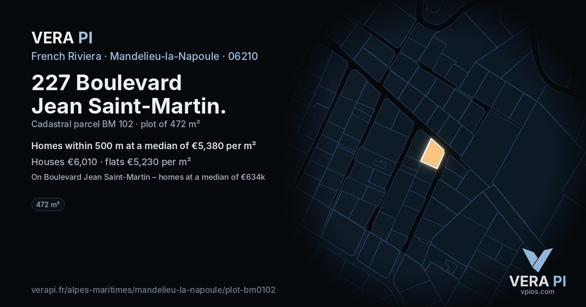 227 Boulevard Jean Saint-Martin, Mandelieu-la-Napoule at night – the plot lit, the parcels around coloured by the prices near them